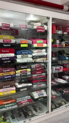 This might be the best Supreme store in HK #uniquehype #supreme #streetwear #fashion #fyp 
