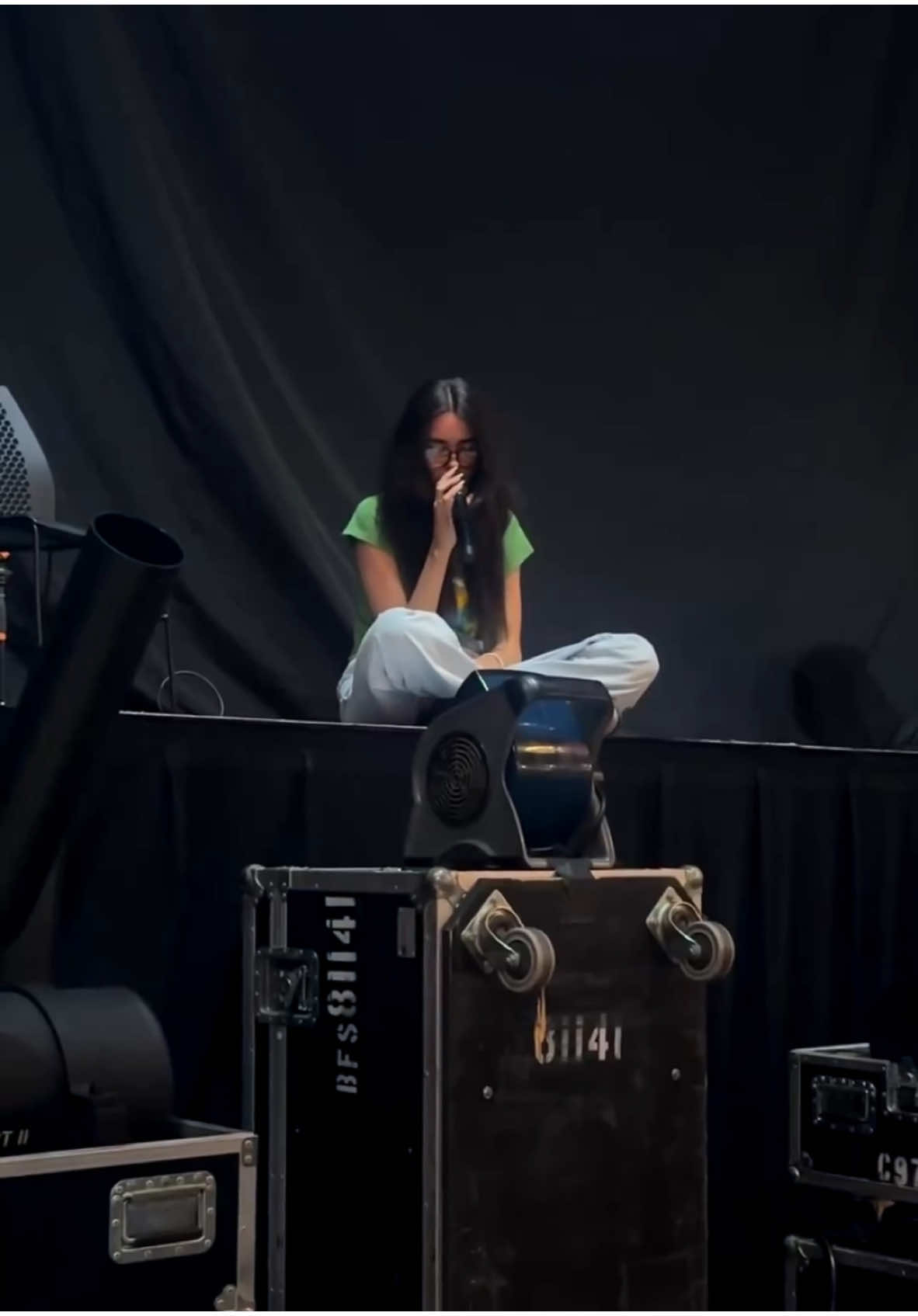 just a daily reminder, madison beer is way more than a pretty face, her talent, the effort of her voice, work.  this is how GOOD she sounds, she have an angel voice i could listen her for hours (i do.)  #madison #madisonbeer #madisonbeervideos #foryouu #for #foryou #edits #madisonbeeredit #lifesupport #fyp #fangirl #merch #bowaesthetic #coquette #makeyoumine #15minutes #aestheticvideos #spinnintour #spinnin #editss @Madison Beer 