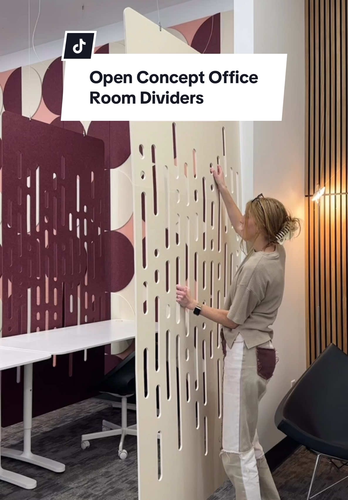 Have you seen our hanging Room Dividers? Available in all 42 colors 🙌💙 #roomdividers #roomdivider #partitions #partition #openconcept #officedesign #officedecor #officedesigntrends 