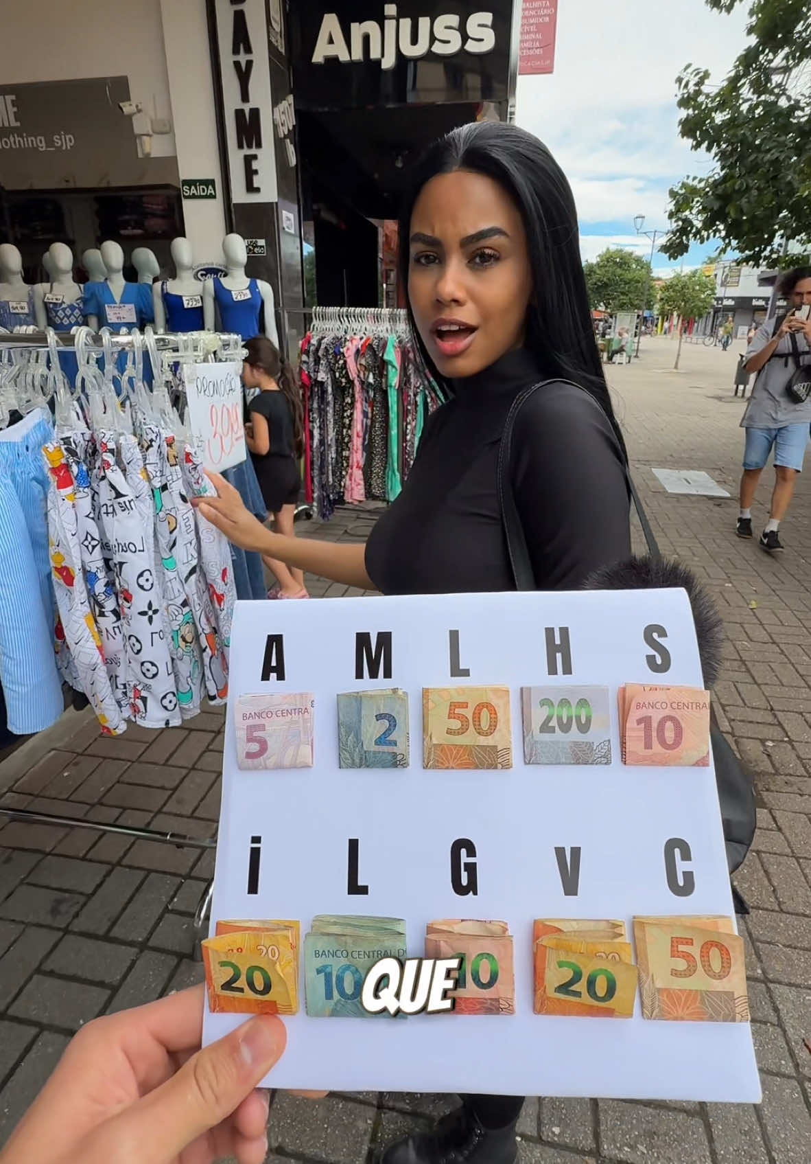 ALGUÉM PERCEBEU O ERRO?