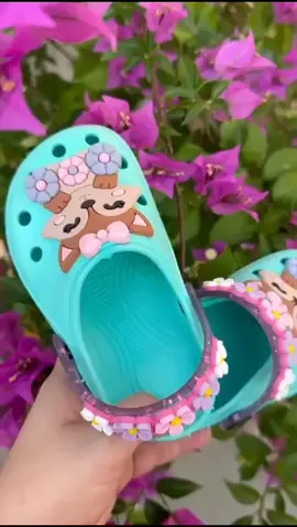 Babuche Infantil Menina Leve e Antiderrapante Delicado Enfeite Especial Macio e Confortavel Sandalia Flor 🌹😻🩷😍🥰🔗🤌🏻👀📲💎☄️💨🏃🏻‍♀️ #calcadosfemininos #calcadosinfantis #menina #confortavel #leve #babuche #antiderrapante #calcadosinfantis #delicado #perfect #lindo #delicadeza 