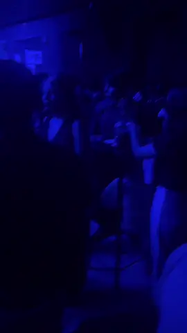 Fingir que estás en la discoteca #estadosparawhatsapp #paratiiiiiiiiiiiiiiiiiiiiiiiiiiiiiii #viral_video #discoteca #flypシ #estadofacebook 