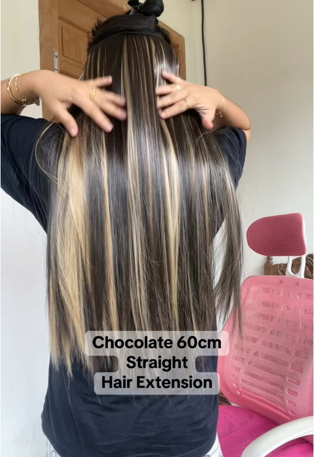 Ang shalaaa ng hair extension na to! #cliphairextensions #hairstyles #highlighthaircolor 