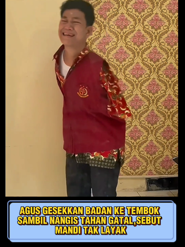 Wayan Agus suartama alias Agus buntung,tersangka kasus pelec3han terhadap 19 korban,mengaku menderita selama berada di lapas kelas 1A Mataram,kuasa hukumnya,Ainudin,menyebut kliennya harus menahan rasa gatal hingga luka borok di tubuhnya akibat tidak mandi dengan layak.#beritaterkini #beritaviral #agus #fyp #foryou 