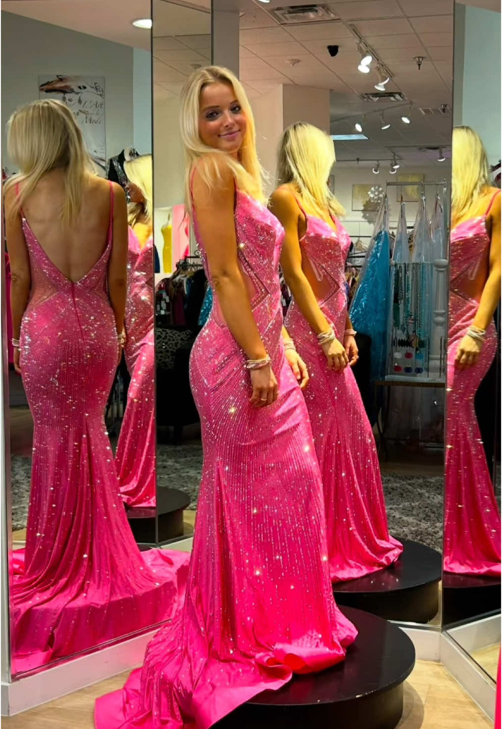 that dress was everything 🫶🏻 #seniorprom #promdress #promdresssold #inlove #foryou #foryoupage 