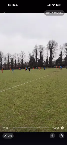 This is how you start from that first whistle … up the bush #sundayleague #football #footballtiktok #fyp #footballvideo 