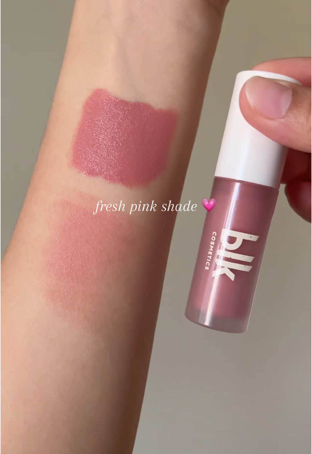 This is definitely one of my fav blushes! BLK creamy All-Over Paint in SUMMER SORBET 💗 All shades are available and on sale 💫🙌🏻 #blkcosmetics #blkcosmeticsph #creamyalloverpaint #liquidblush #makeup #eyeshadow #lippie 