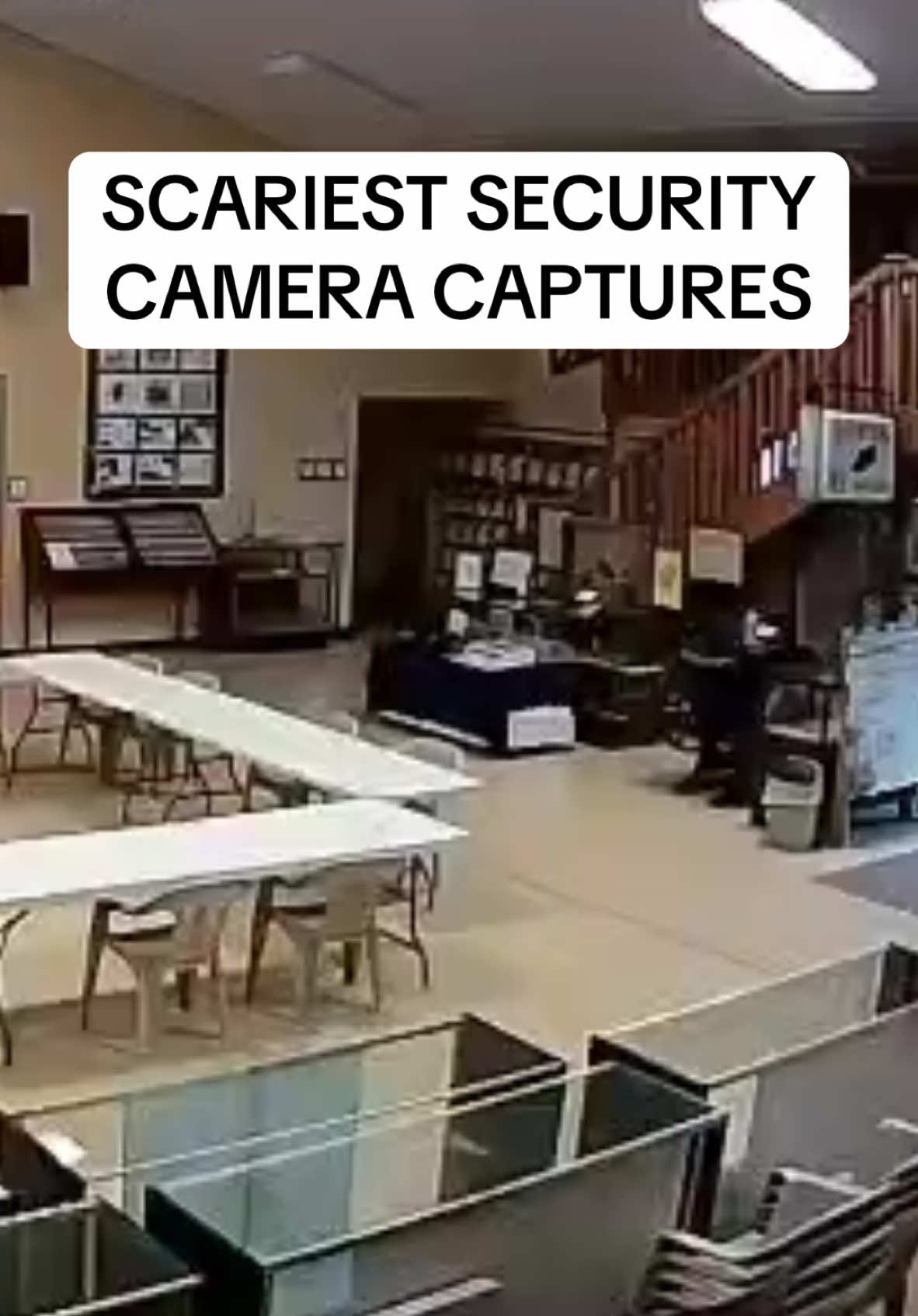 Share this with one friend to give them nightmares😈 #hauntedtiktok #paranormal #skinwalker #scarystories #hauntedhouse  