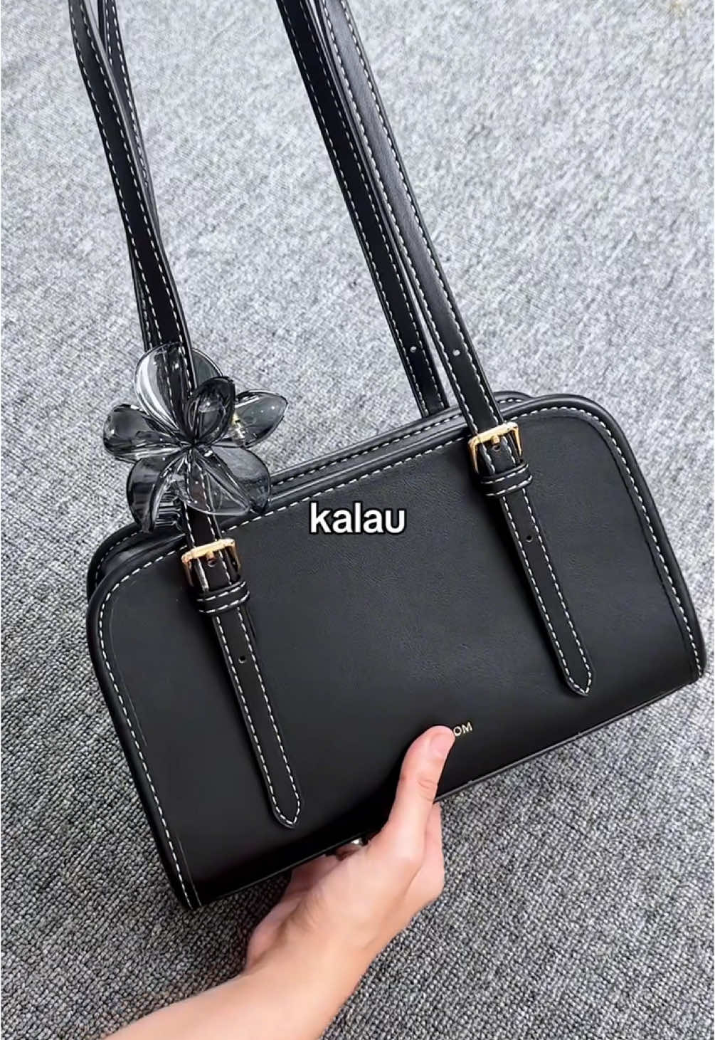 cakep bgt plis tasnya!😭🖤 #rekomendasitas #taswanita 