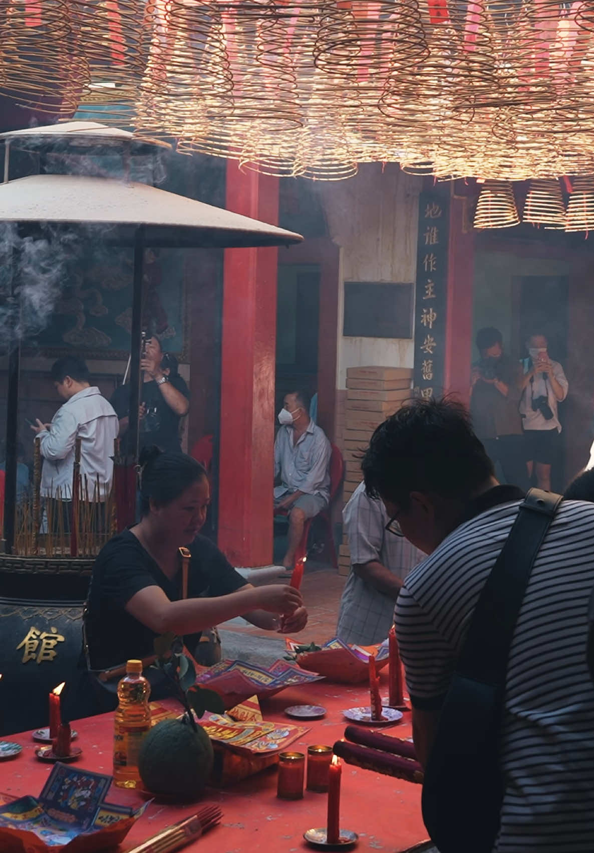 Tết Âm Lịch xong là đến tết Nguyên Tiêu. Năm nay mình thêm háo hức ra Chợ Lớn ghi hình nè. #kopdinh #quayvideo #tết #tetnguyentieu 