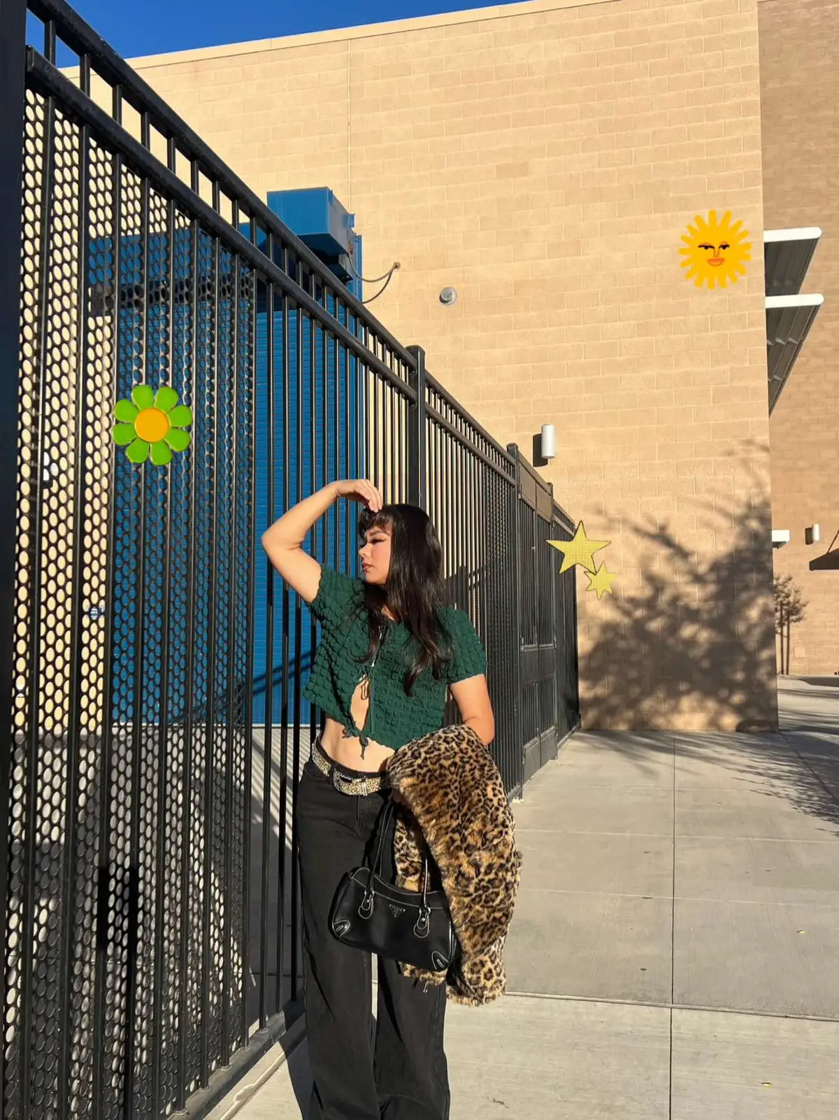 I feel like this year there was no winter, and we had an extended fall season!  I ain’t complaining though!  . . #leopardjacket #fauxfur #baggyjeans #widelegjeans #latinaoutfit #creatorsearchinsights #teamworkchallenge #petitefashion #zaracoat 