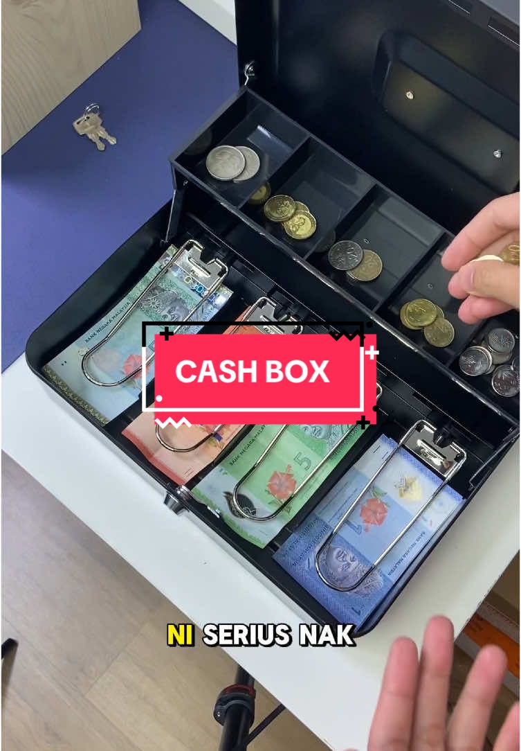 Cash box with lock untuk peniaga kecil pasar malam dan kegunaan persendirian. Material metal besi solid tahan lasak. 👍🏻 #cashbox #pettycash #moneystorage #cashdrawer #cashier #safetybox #cashbox 
