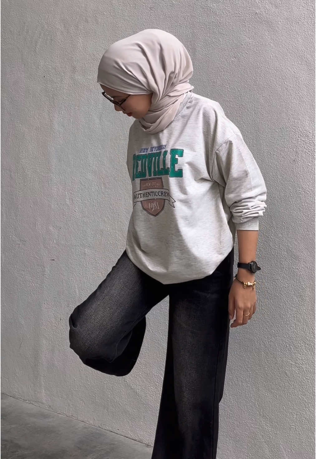 Baggy baggy 💯 #pandaeyesjeans #baggy #outfit #OOTD #ideafashion 