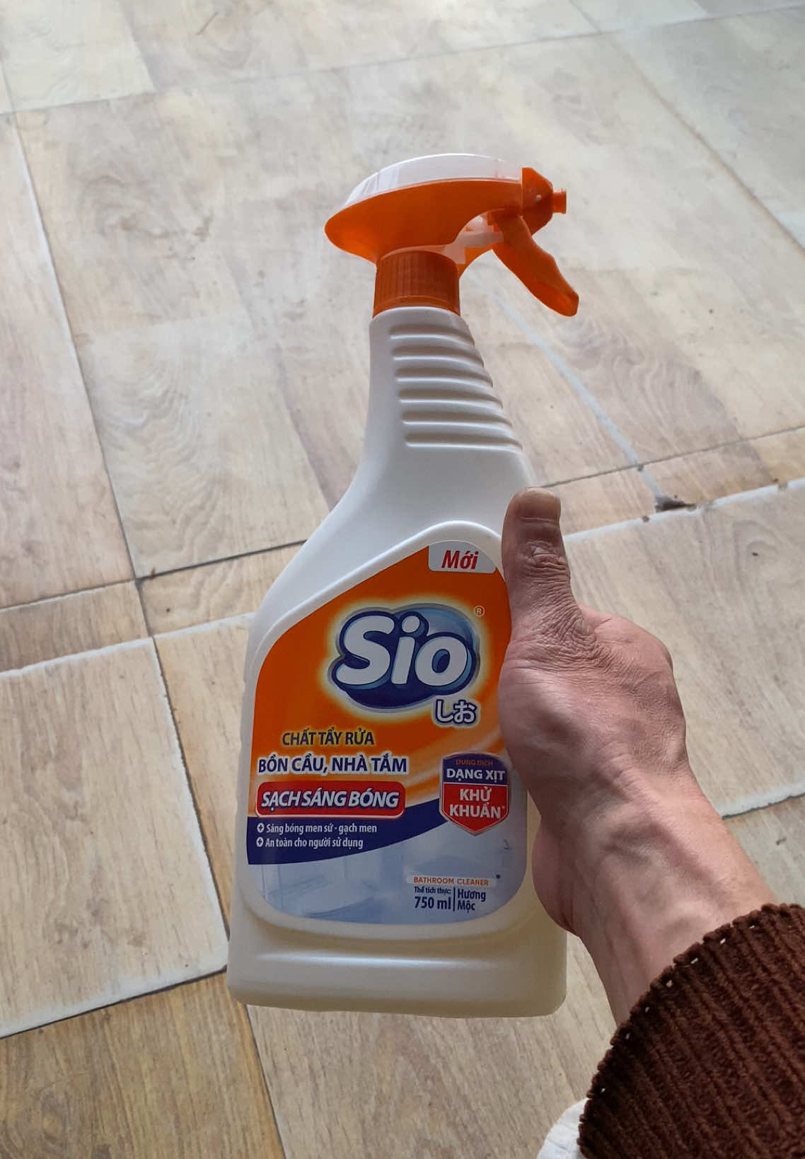 Nước Tẩy Rửa Bồn Cầu, Nhà Tắm Lau Kính Gạch Men 750Ml#xuhuong #thinhhanh #giadungtienich 