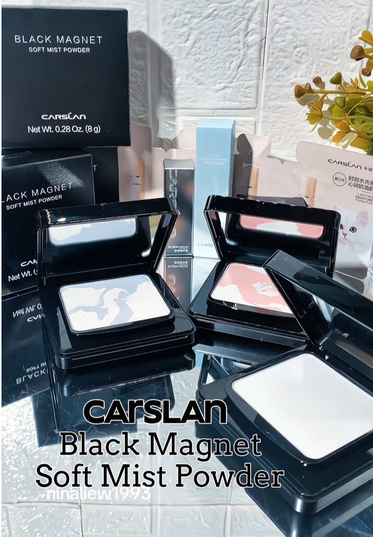 Lock your makeup effortlessly with @Carslanmy Black Magnet Soft Mist Powder! ✨ ✔️ Lightweight, breathable, and skin-friendly ✔️ Fine, smooth texture for a flawless finish ✔️ Long-lasting without a cakey look ✔️ Sweatproof & waterproof Available in 3 shades:  💜 Light Purple: Brightens skin tone (ideal for dry & combination skin)  🩷 Peach Pink: Natural radiant glow (perfect for dry & combination skin)  🤍 Transparent: Matte, oil-free perfection (suitable for all skin types, oily skin suggest this) Stay fresh, stay flawless, stay confident all day! 💕 #CARSLAN #carslancosmetics #carslanpowder #makeuppowder #pressedpowder #settingpowder #flawlessskin #longlastingmakeup #beautyessentials #oilcontrol #waterproofmakeup