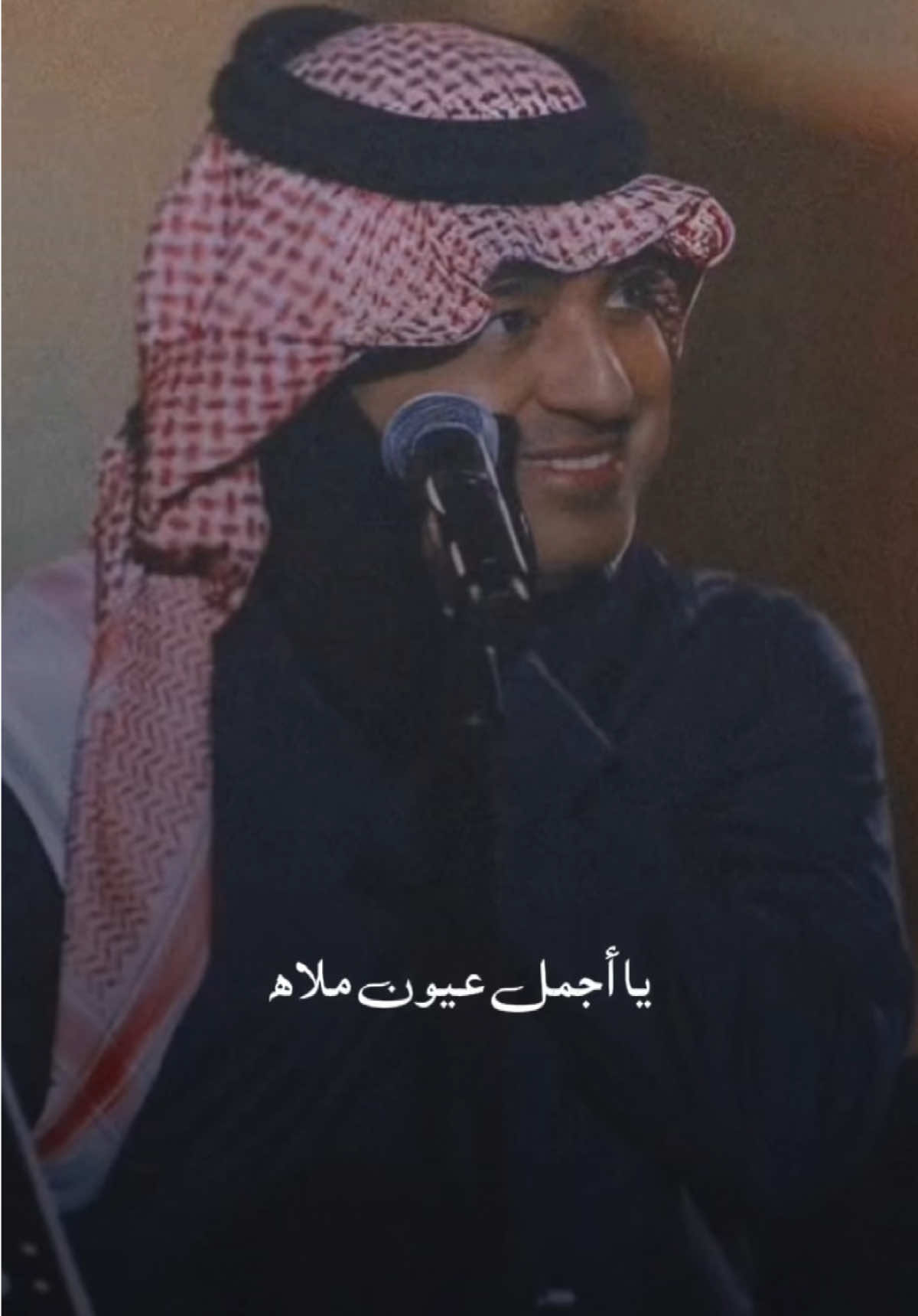 كل شوقٍ مر بالدنيا..أحسه مر بي✨ #احساس_وظبي #رشودي #راشدالماجد #راشد_الماجد #راشديات @Rashed Almajid 