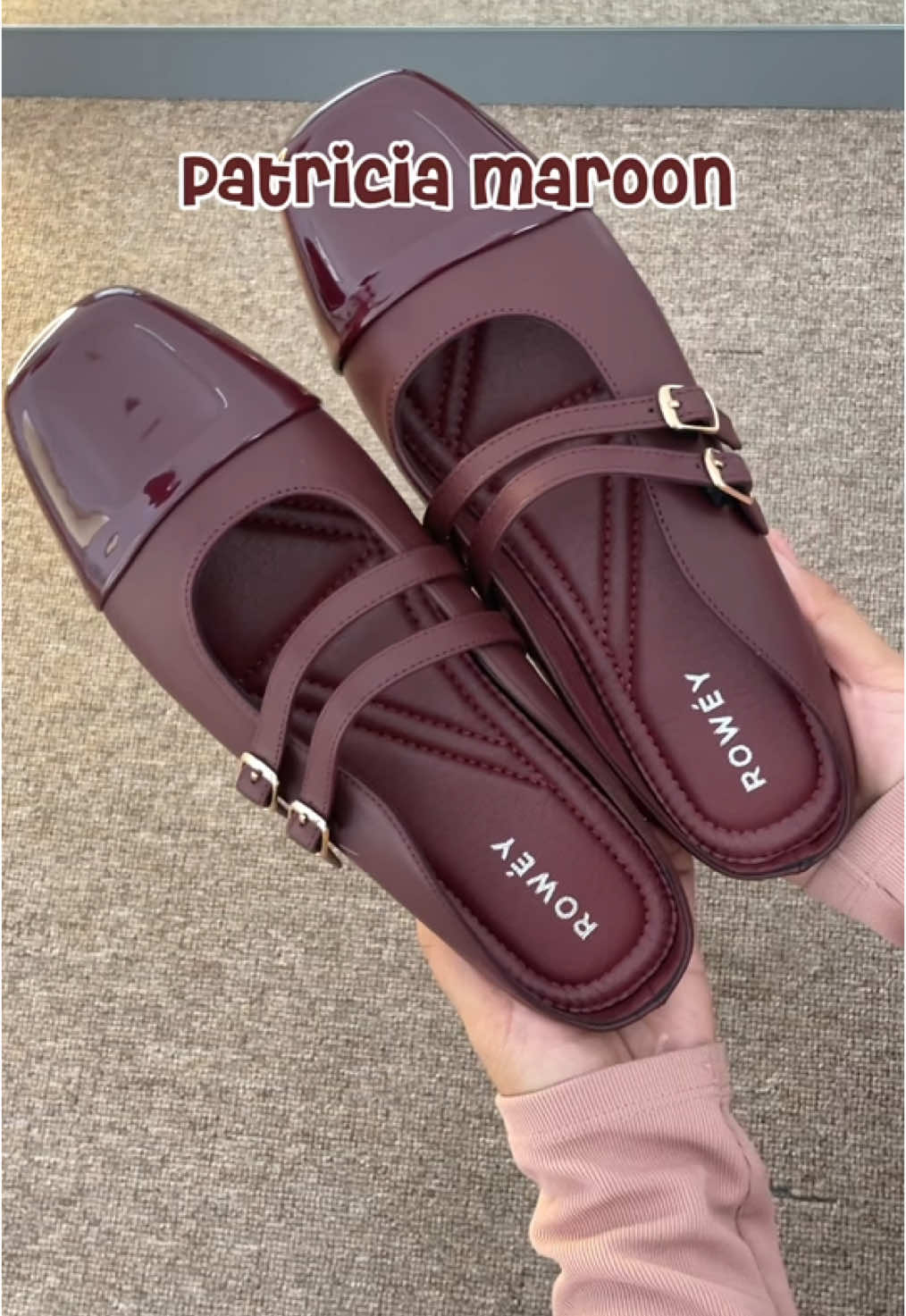Sandal lebaran maroon edisi #sandalwanita #flatshoes #lebaran 