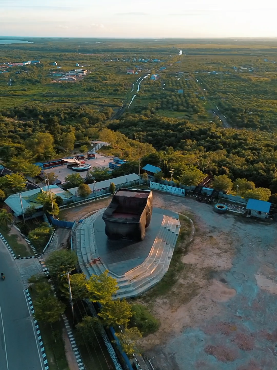 Ikon barunya Kota Sangatta, Kabupaten Kutai Timur, Kalimantan Timur, Indonesia. ✈️😍 #kalimantantimur #kutaitimur #droneviewkaltim #explorekaltim 