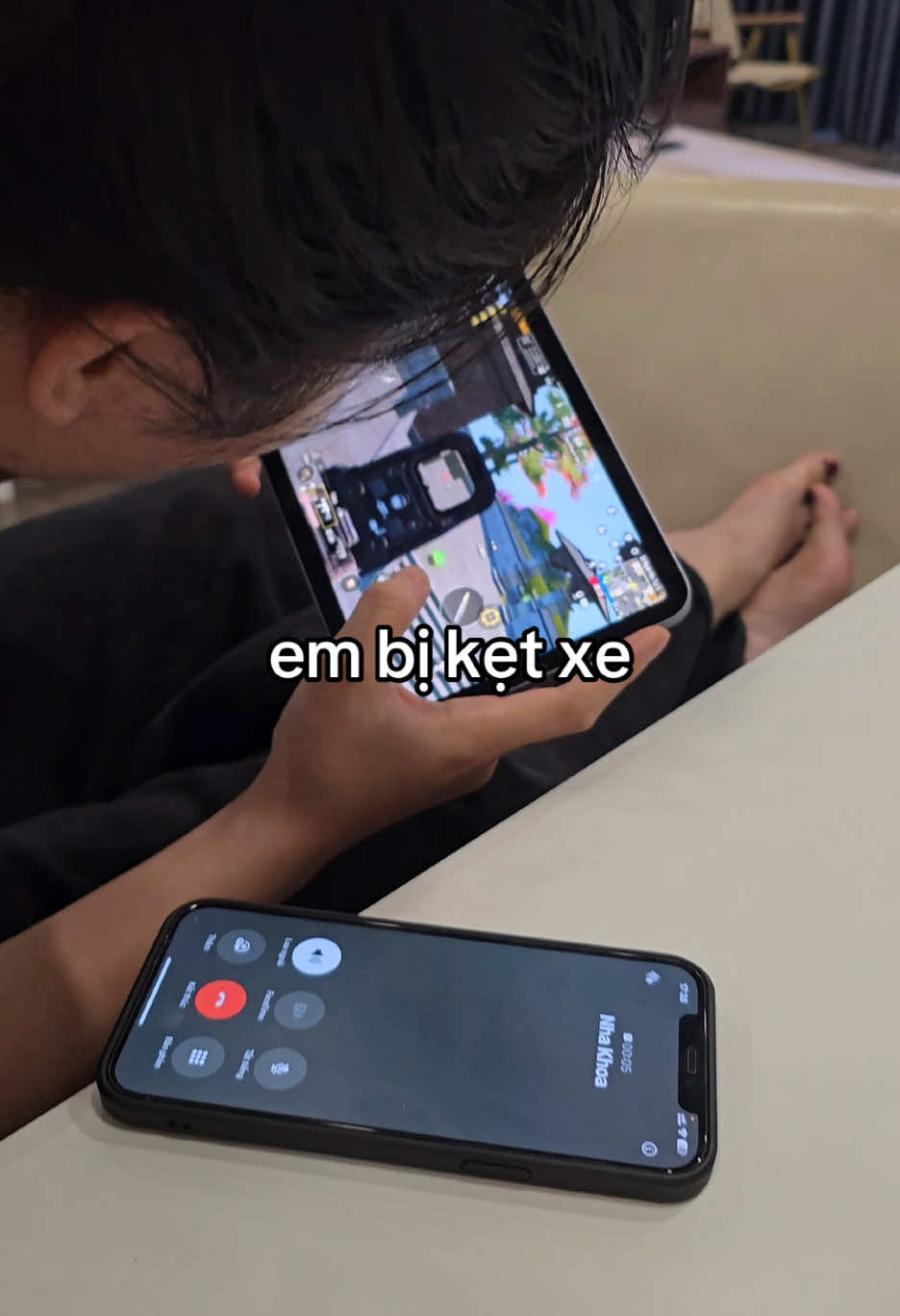 đang chơi #pubgmobile mà nói kẹt xe #vochonghienlinh #hienthireview 