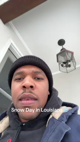 All fun & games till that snow hit you in the face 😂 #snowday 