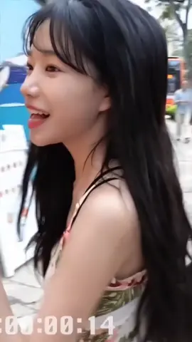 Joyuri fancam | faz tempo que nao posto aqui,me desculpem ,n to com animo pra fazer fancams💔 #viraltiktok #fancam🍎✨ #tiktok #joyuri #helocansz #solista #praia 