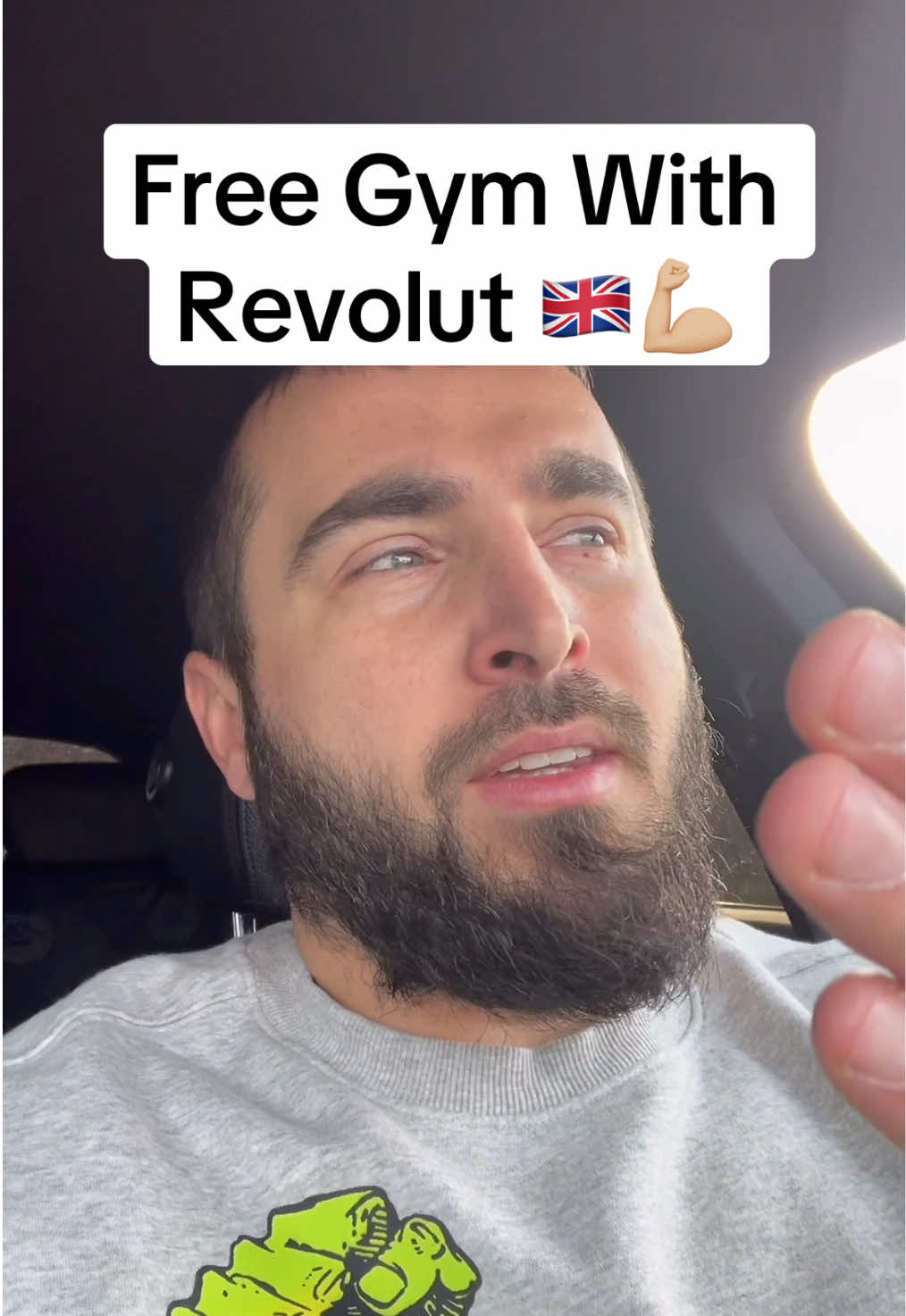 If you live in the UK and are a Revolut metal customer you can actually go to the gym for free with Class Pass 💪🏼🇬🇧 How cool is that?! #uk #uktiktok #revolut #freebies #diaspora #gym #gympass #classpass #fyp 