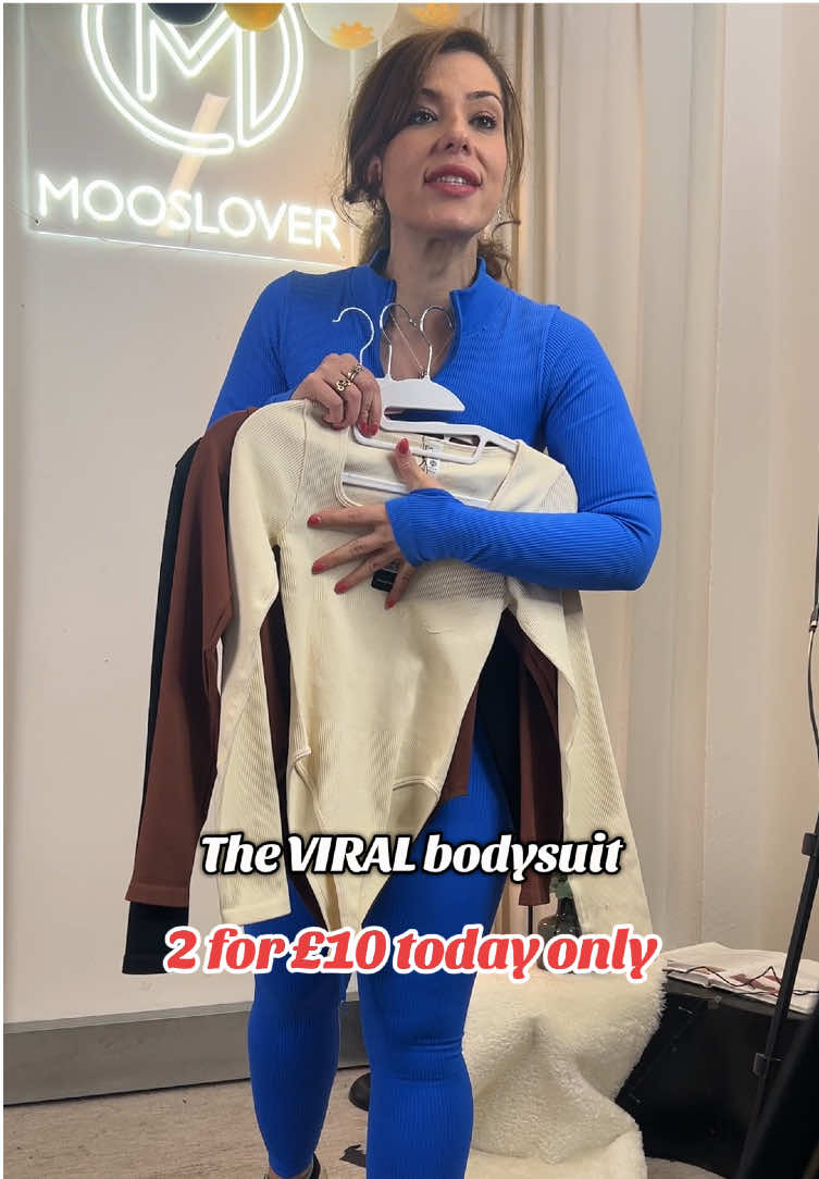 😱 2 for £10 bodysuits!! 😱  🛍️ We hope you don’t miss this!!  JOIN LIVE NOW #mooslover #tuesdaytreat #livenow 