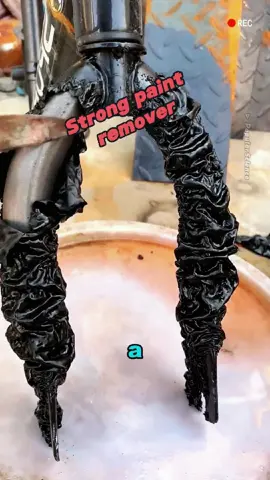 Want to quickly remove stubborn paint from metal surfaces? #education #technology #machinery #unique #world #popularscience #interesting #fyp 