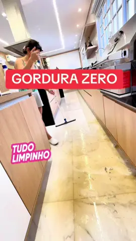 Usamos Sabão de Querosene e FLOTALIM tudo limpinho 