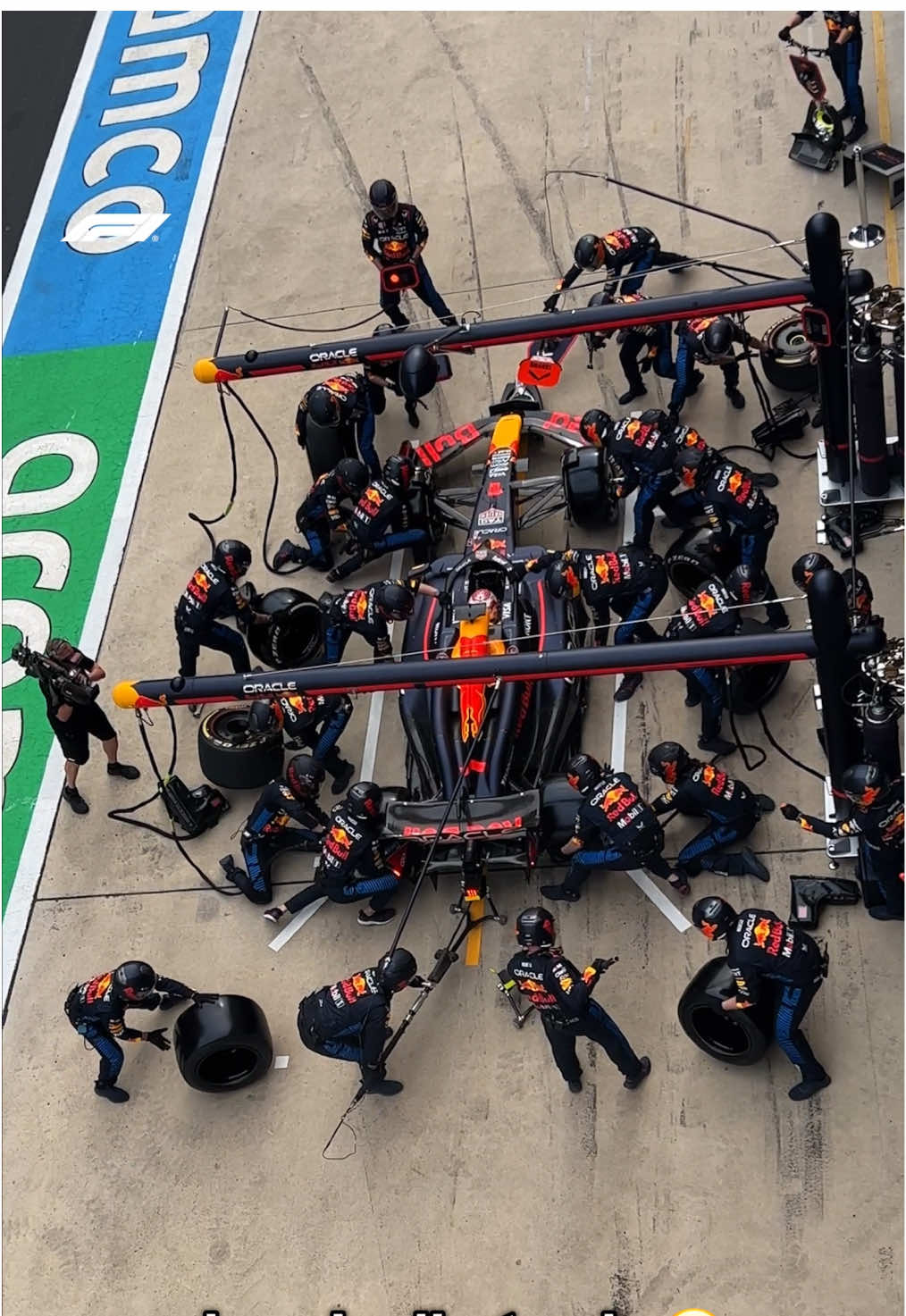 why is this video 10 hours long 😌🥵 #f1 #formula1 #pitstop #redbullracing #Motorsport @Red Bull Racing 