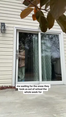 i just needed an excuse to use this sound😅😅😅#maddieforever #blackgirl #fypシ゚viral #fypシ #georgia #fypシ #snowday 