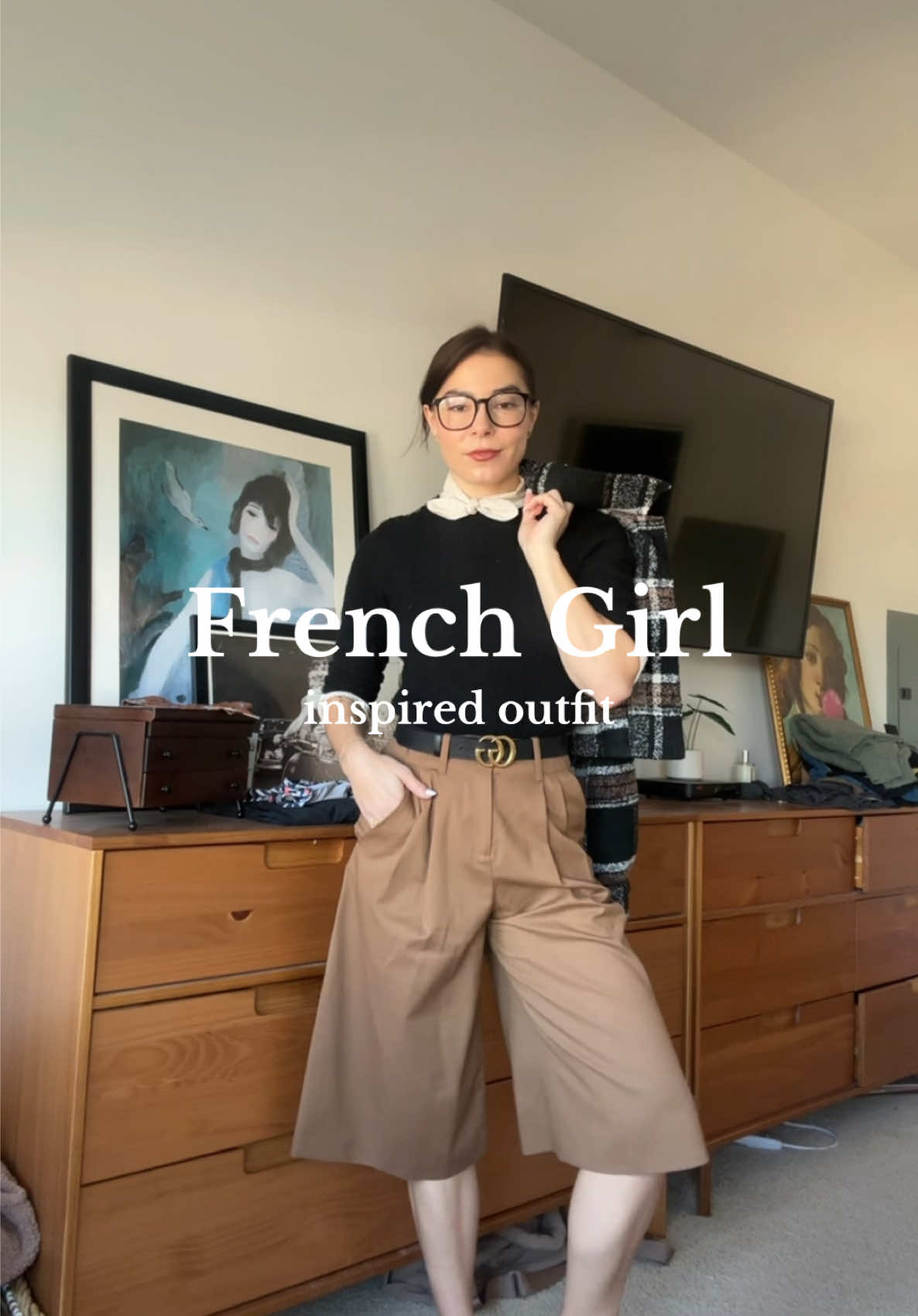 Bonjour 🧀 #frenchgirlstyle #chic #chanel 