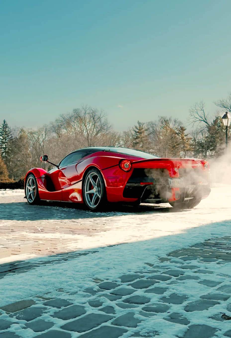 When it’s 0 degrees out 🥶, you gotta let this pony get nice and cozy, & the LAF cold start might be of the best hearing that V12 symphony.  OH! @ferrari @Ohio State Football 