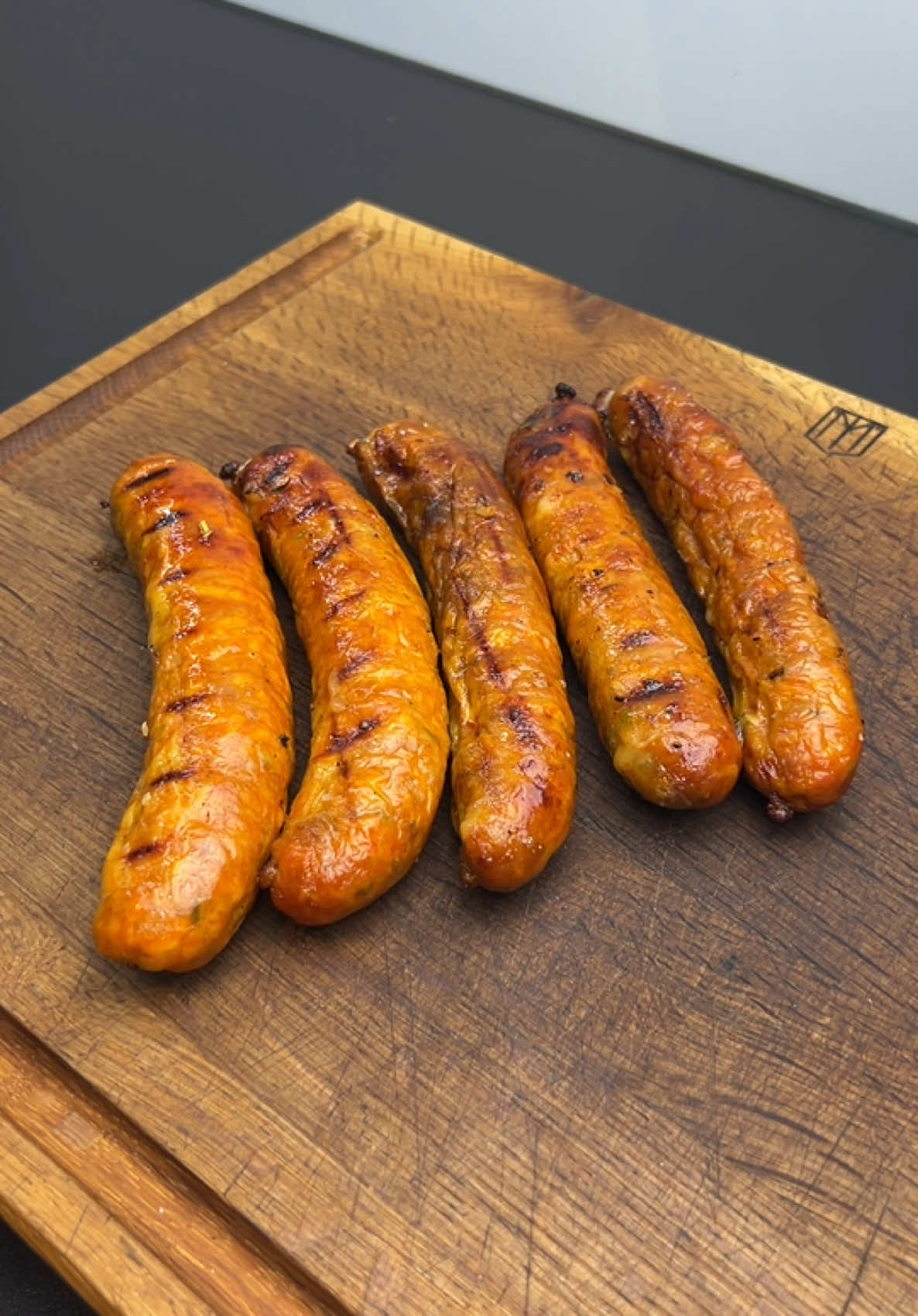 Chilli Cheese Brats 🤤 #bbq #meat #grill #meatlovers #grilling @kreutzers.eu [Werbung]
