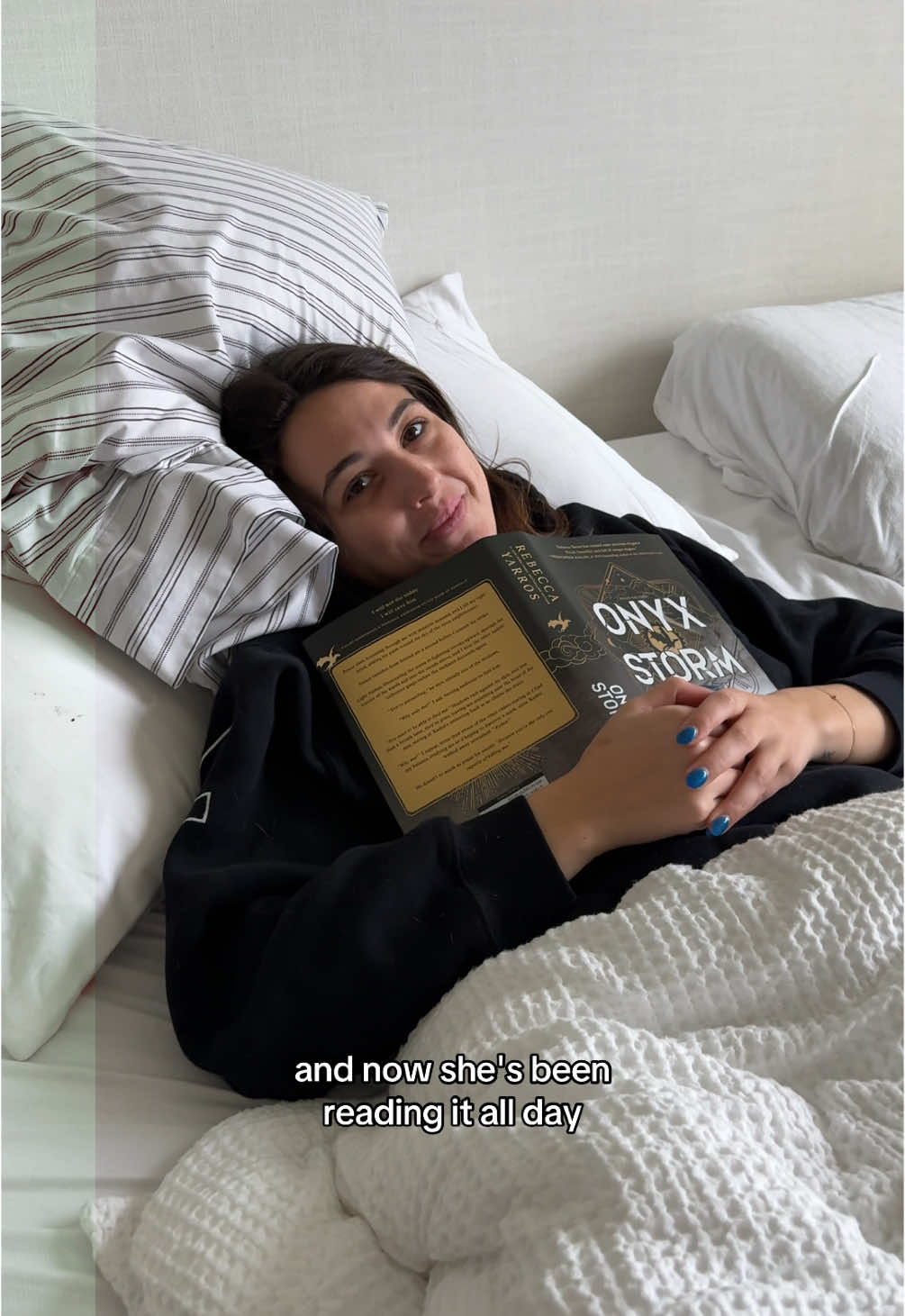 Take that, Xaden 🤷🏻‍♂️ #fyp #marriedlife #BookTok #xaden #onyxstorm 