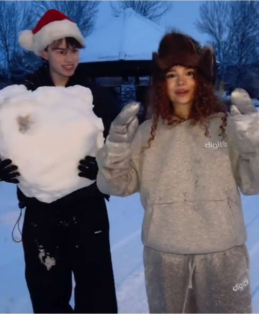 their friendship is so cute (': @sundaykalogeras @Noah Rising #kalogerassisters #sundayandnoahsiblings #sundaykalogeras #noahrisling #sundaykalogerasforyoupage #foryou #sundayandnoah