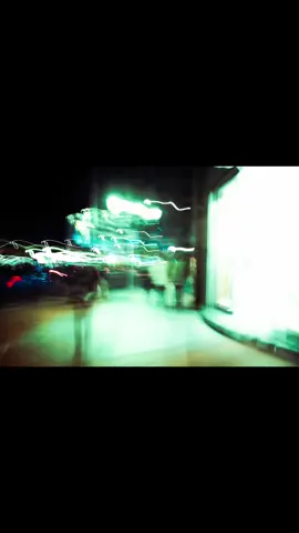 #fyp #viral #parati #hyperlapse #city #citylights #lights #shadows #wongkarwai #fallen #chaos #night #nightwalk #latenight #lightroom 