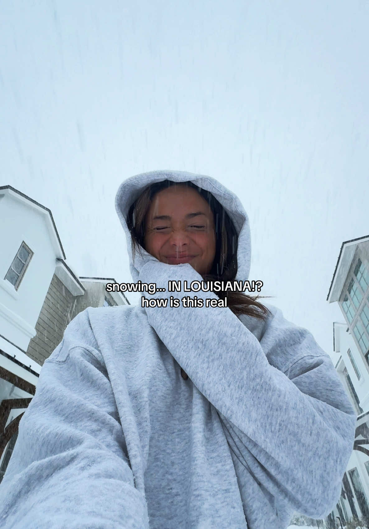almost 10 inches of snow IS CRAZY. what is going on😭 #snowinlouisiana #louisiana #louisianatiktok #snow #weather #snowing #snowday #louisianatiktok 