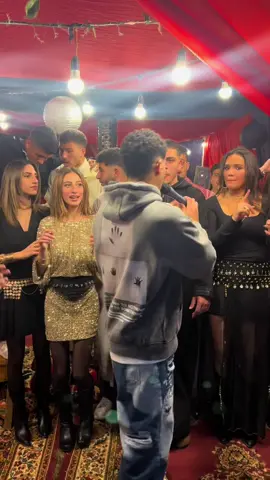 حد يعرف يعمل الوقصه الجديده 😂😂❤️ #فارس_سكر #فانتستيك_داي 