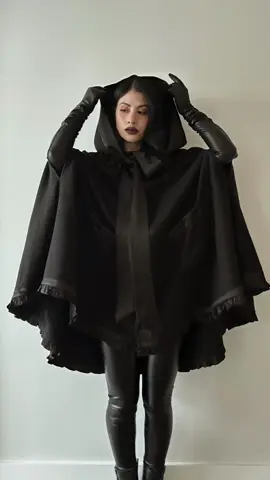 I could live in this cloak all winter 🖤 cloak from @𝔅𝔩𝔞𝔠𝔨𝔴𝔬𝔬𝔡 ℭ𝔞𝔰𝔱𝔩𝔢 , boots from AllSaints, leggings old from tjmaxx, gloves from Rochas via @Depop  #darkaesthetic #darkfashion #OOTD #darkfeminine #gothgoth #romanticgoth 
