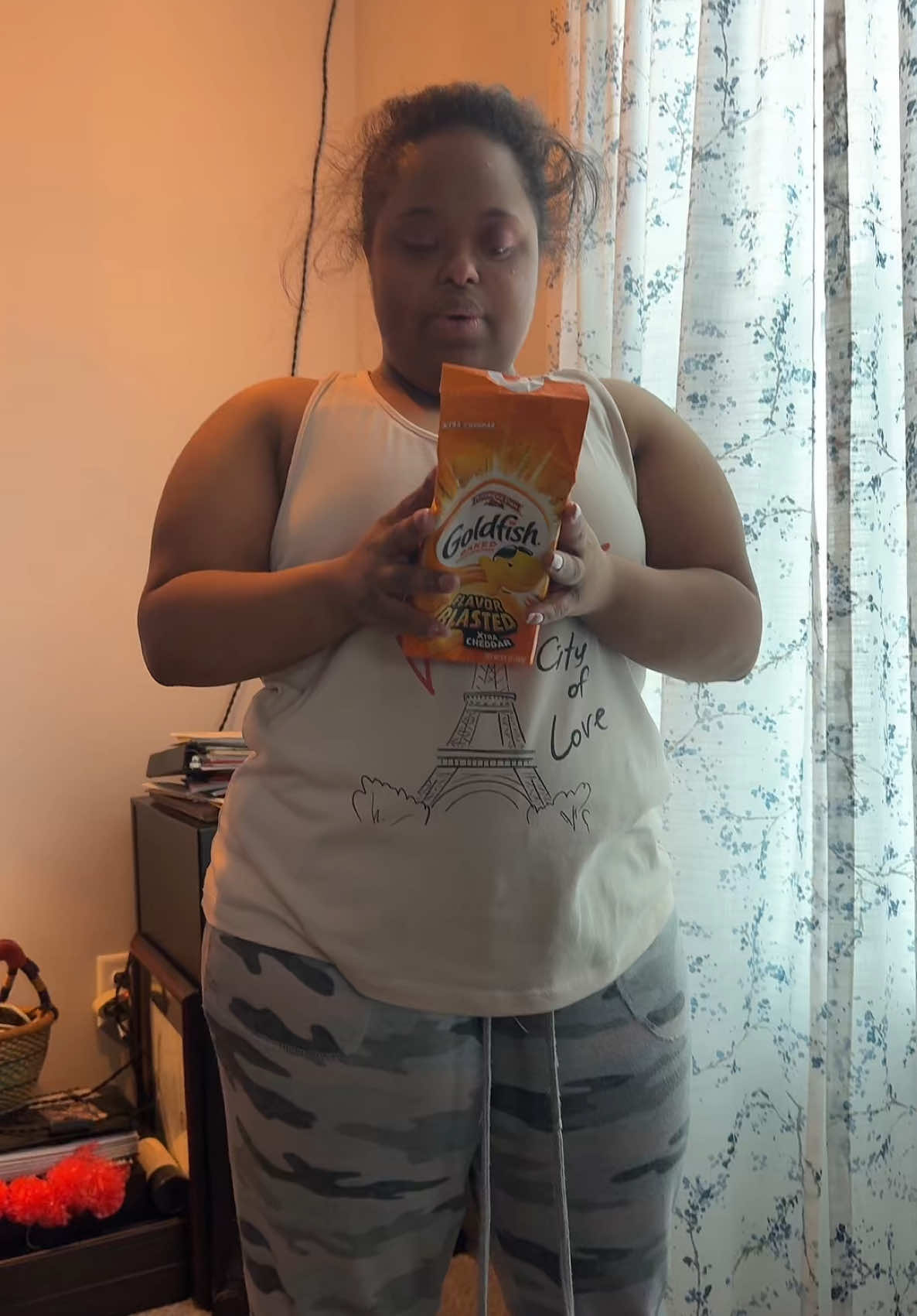 When you think you can live on @Subway and @goldfishsmiles 🥲 she not happy with me #ninasimoneray #itstherays #MomsofTikTok #momlife #motherdaughter #fyp 
