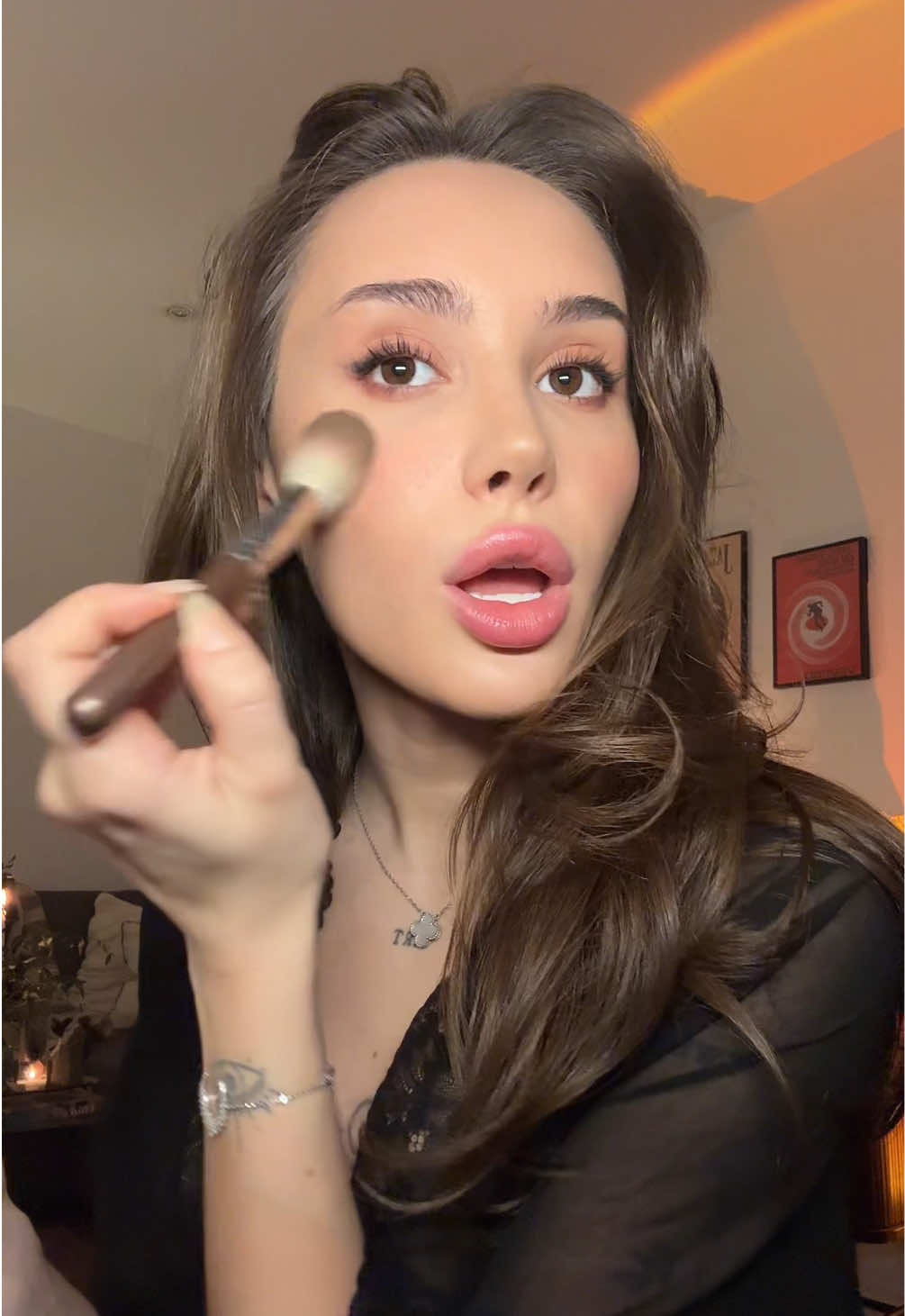 Today i offer you: GRWM for a night out🤲🏼🍸 #fyp #scorpio #grwm #makeup #makeuptutorials #Lifestyle #aestheticvideos 
