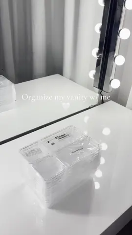 I bought the drawer organizers from Amazon (25pcs clear plastic drawer organizer set, 4 sizes)  #organization #vanitymakeup #makeup #fypシ #xyzbca #makeuporganization #makeupsetup 