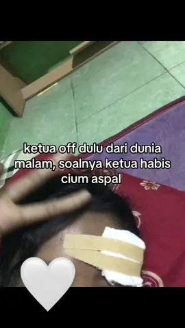 huu gacorr lagi, kata kata #fotolive #jatuh #5jahitan #gabut 
