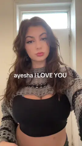 i am ayesha eroticas number one fan !! it’s me !! #ayeshaerotica #serving 
