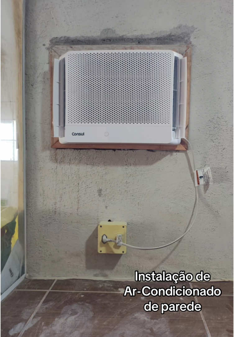 Mais um trabalho concluído com qualidade e segurança! 💪⚡ Realizamos a instalação completa de um ar-condicionado de parede, garantindo eficiência e funcionalidade para o ambiente. ✔ Fiação adequada e protegida, seguindo todas as normas de segurança elétrica. ✔ Teste e configuração final para garantir que o equipamento está funcionando 100%. #Elétrica #InstalaçãoArCondicionado #Profissionalismo #arcondicionado #calor #verao #eletricista #engenhariacivil #engenhariaeletrica 