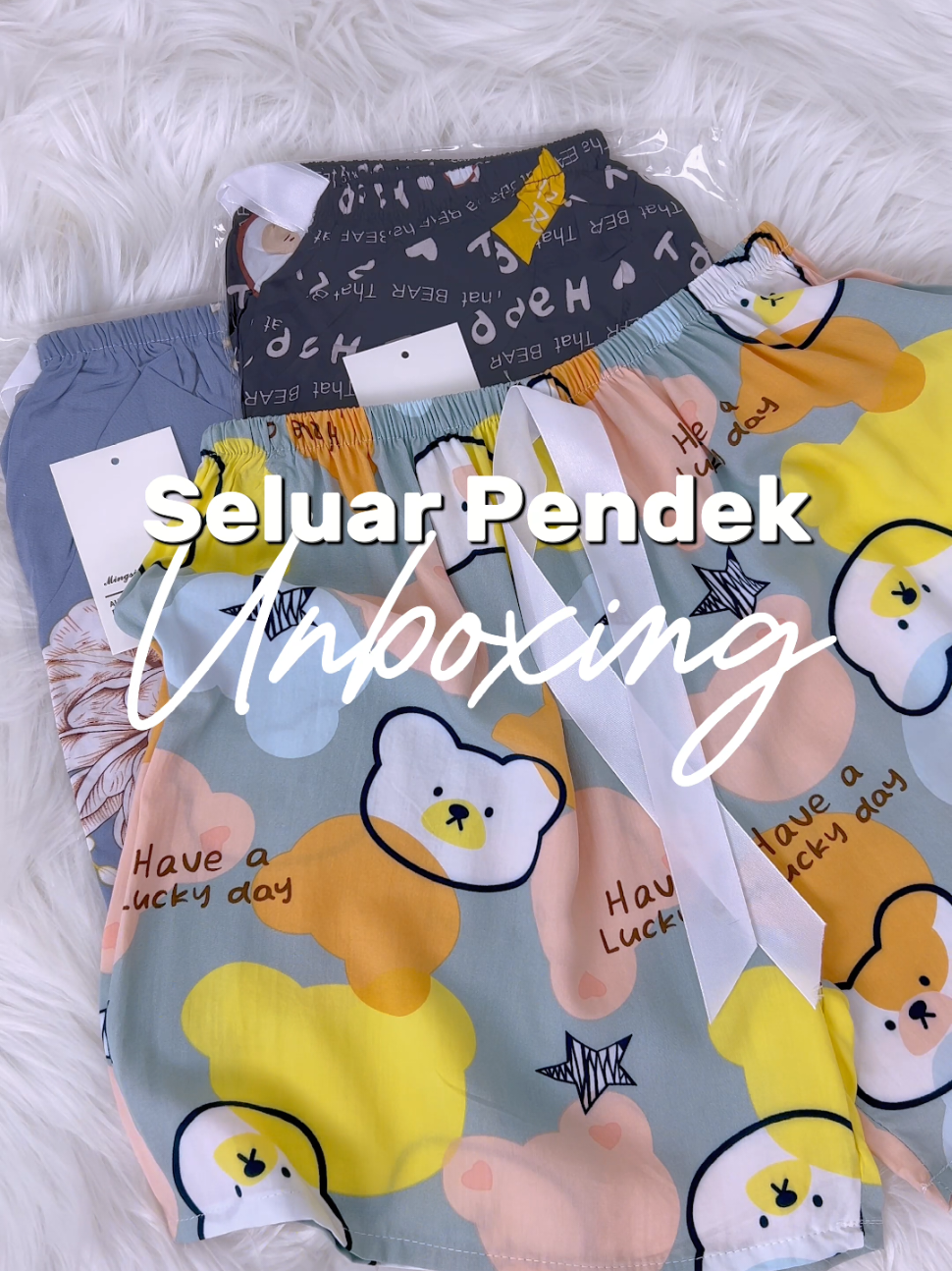Korang dah cuba seluar pendek ni tak?👀 Selesa betul😌, tak nak tanggal dah! 😂😆 #seluarpendek #seluarviral #seluartidur #dirumah #seluarsantai #fypviralシ #missypyjamas #yth_eu 