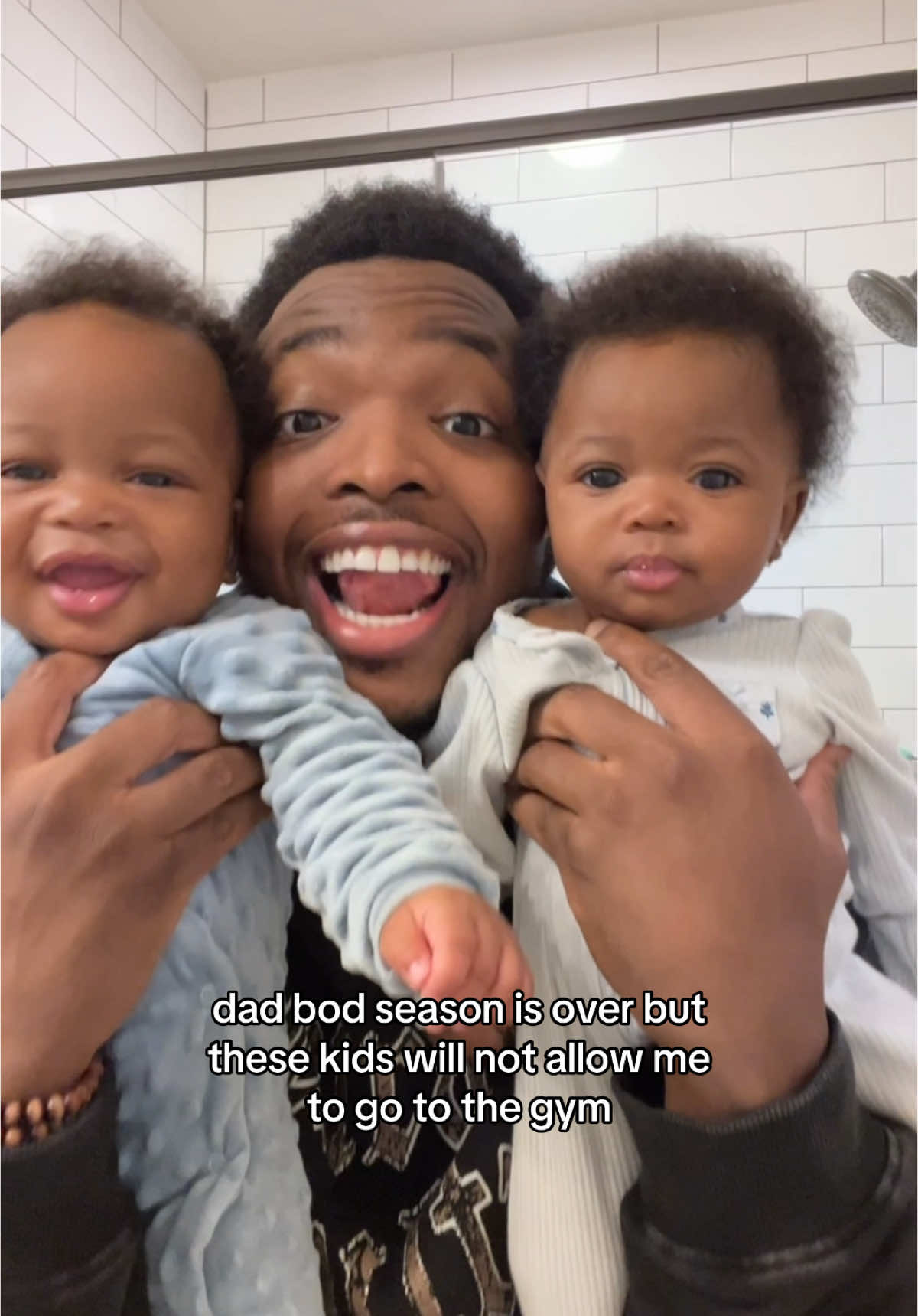 Dad bod season is over 😂 #dadlife #family #relatable #humor #viralvideo #twins #funnyvideo 