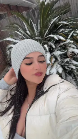 😂😂🌨️ SNOWING  IN NEW ORLEANS CRAZY  #neworleans #SNOWFALL 