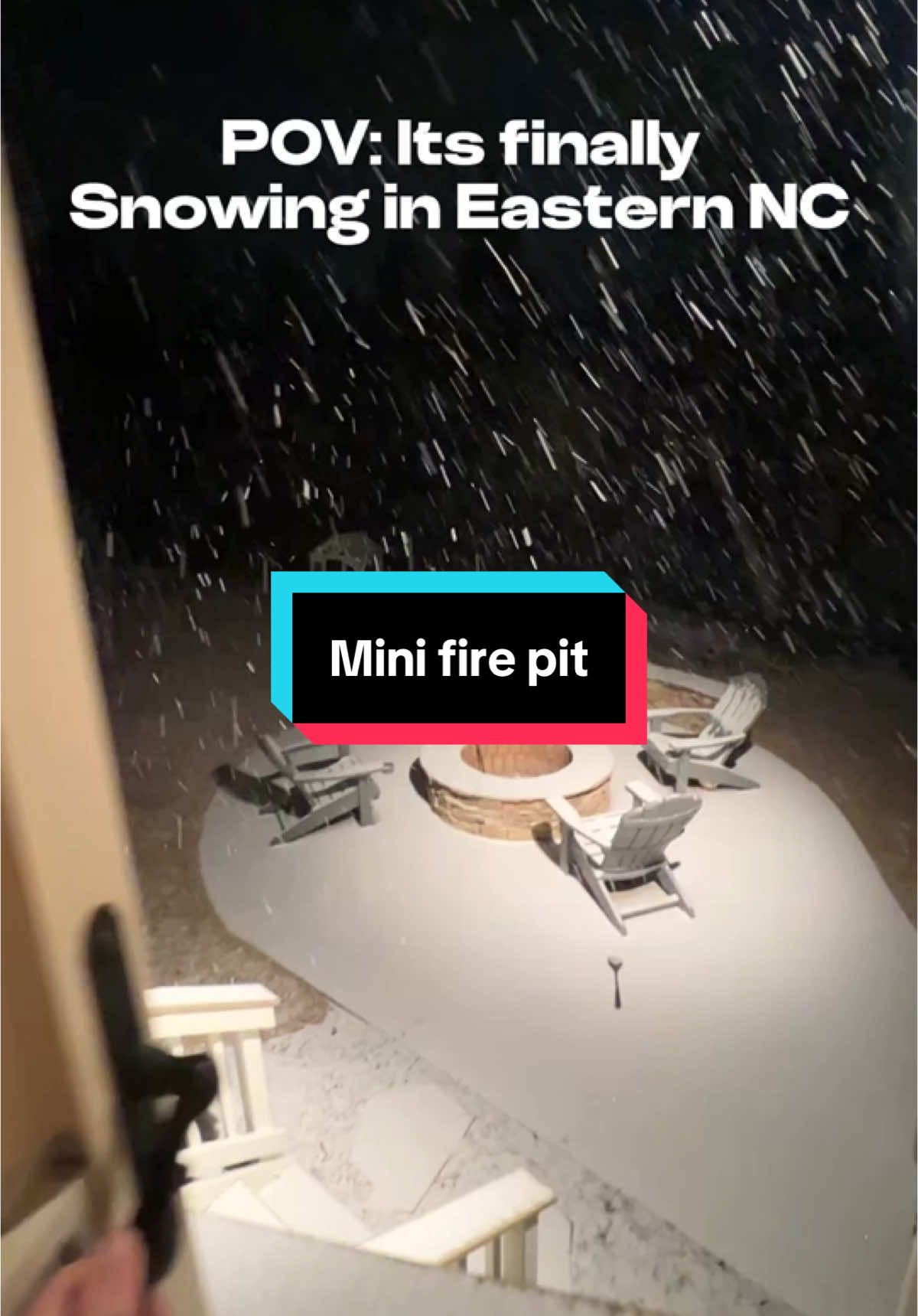 Finally it snowed! The mini fire pit came in 👌 #snow #firepit 
